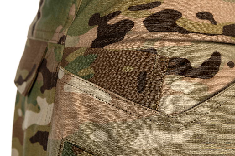 field_pant_300_male_detail2.png